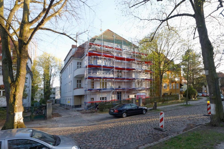 Eigentumswohnung kaufen in Berlin-Zehlendorf - Petite Fleur, Hohenzollernstraße 29