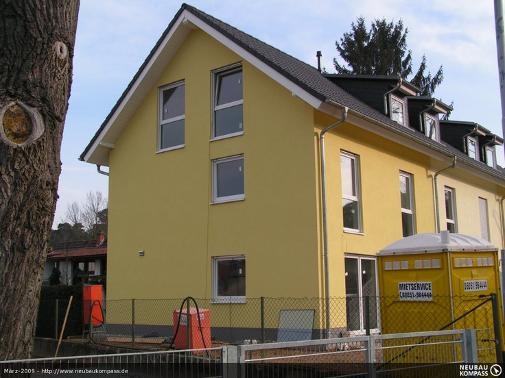 Reihenhaus, Haus kaufen in Neu-Isenburg - Reihenhäuser Neuhöfer Straße, Neuhöfer Straße 88a-c