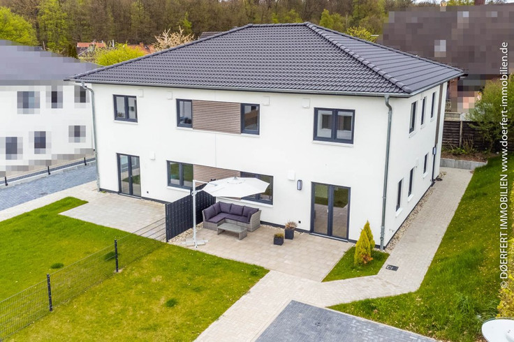 Doppelhaushälfte, Haus kaufen in Lübeck - WALDRAND RESIDENZ LÜBECK | NEUBAU-DOPPELHAUSHÄLFTEN, Forstweg 9 b - n
