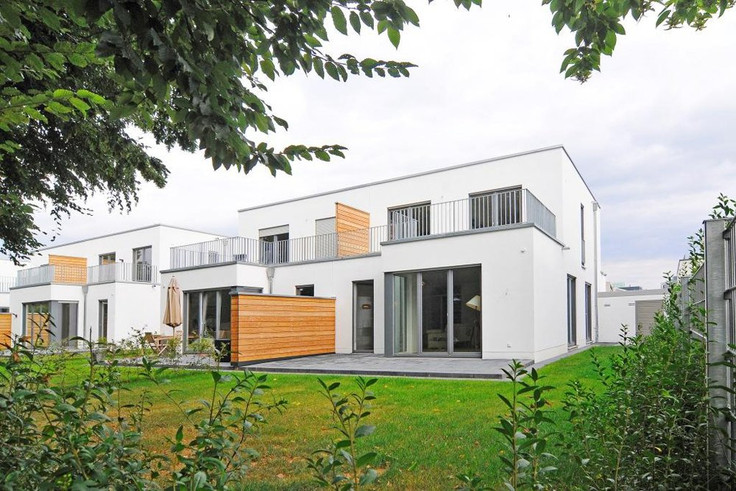 Doppelhaushälfte kaufen in Bonn - Artecon Bonn-Bundesviertel, Menuhinstraße
