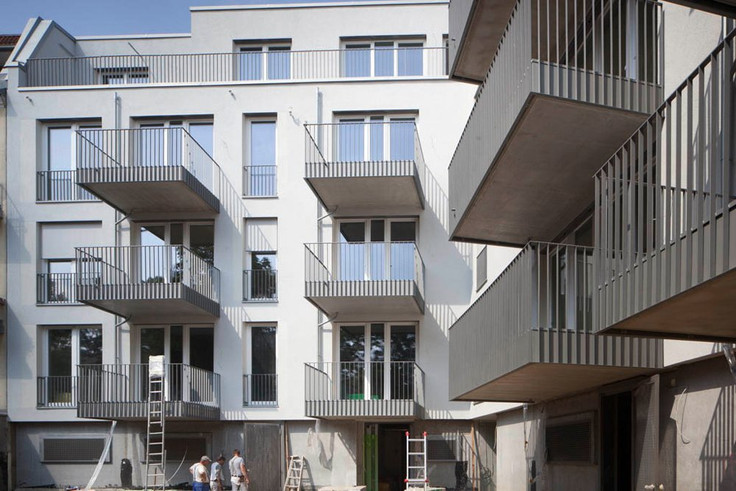 Eigentumswohnung kaufen in Berlin-Pankow - Mehrfamilienhaus Pankow, 