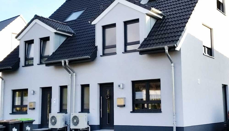 Doppelhaushälfte kaufen in Wesseling - Sechtemer Straße / Ecke Hessenweg, Sechtemer Straße