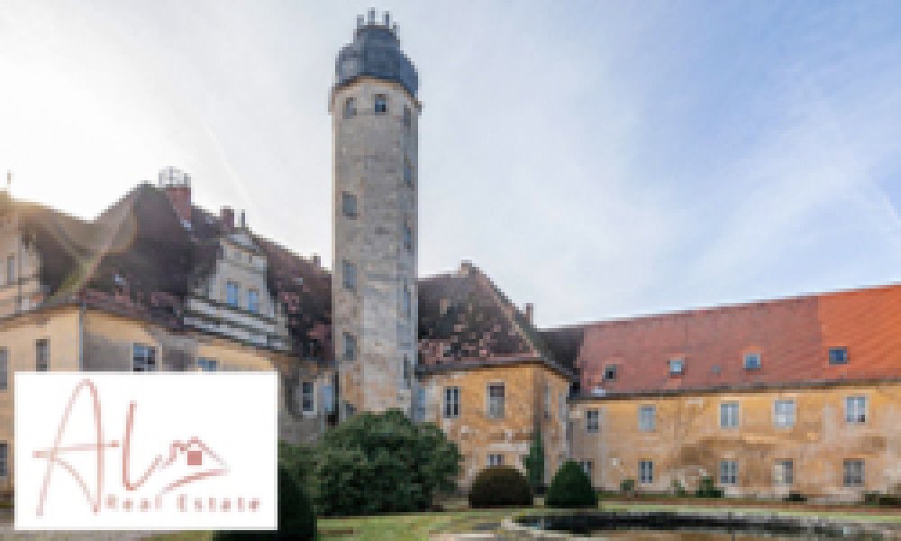 Renaissanceschloss Schieritz | Revitalisierung/Sanierung von 3 Gewerbeeinheiten und 27 Eigentumswohnungen